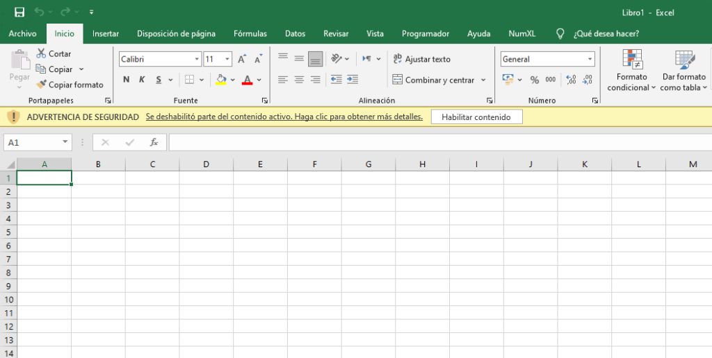 En esta figura, Microsoft Excel desactivó los complementos y macros de NumXL y mostró al usuario final un mensaje de advertencia sobre el contenido desactivado.